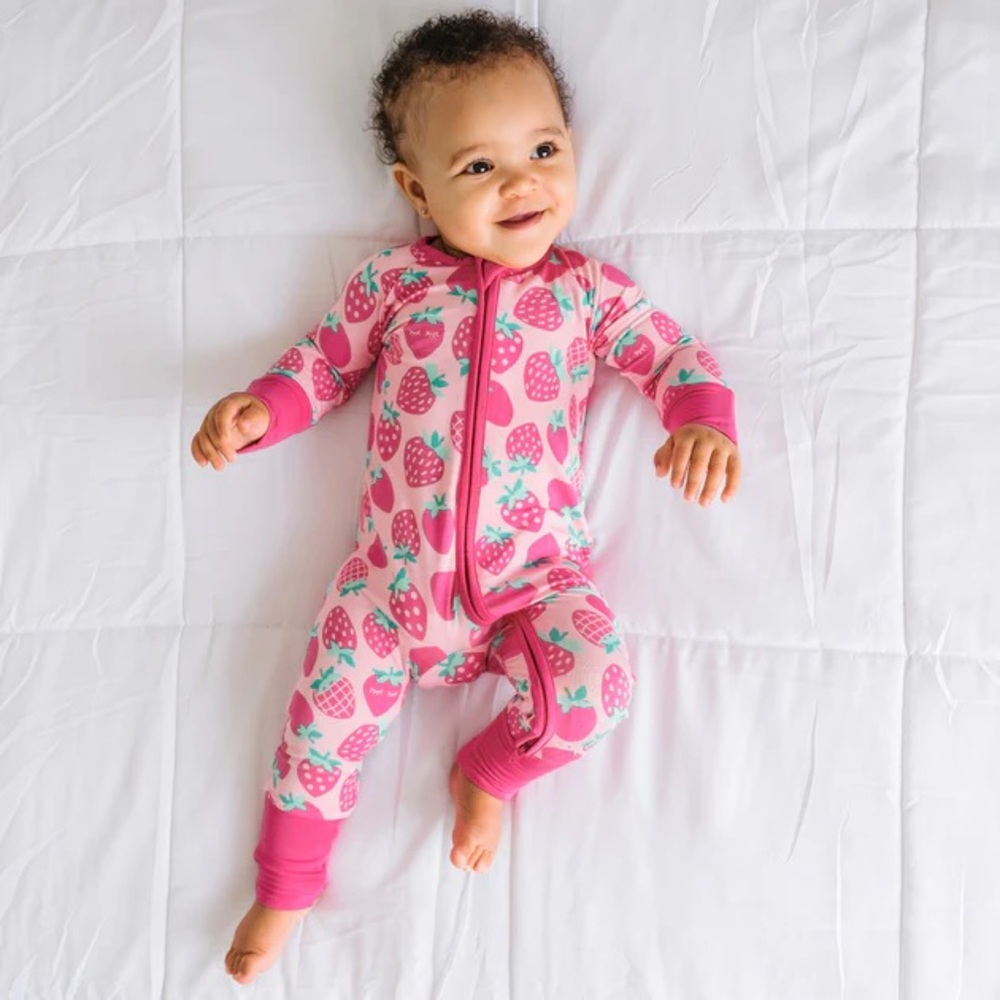 Little Sleepies sweet strawberries print zippies 18m girl pajama bamboo onesie